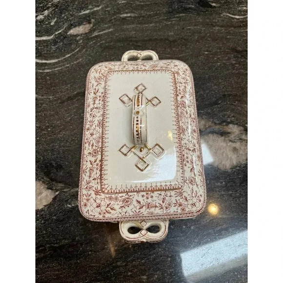 Antique Porcelain /Ceramic Trinket Box with Gold Trim - Picture 3 of 10